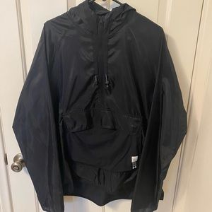 Under Armour running windbreaker jacket size XL like new.
